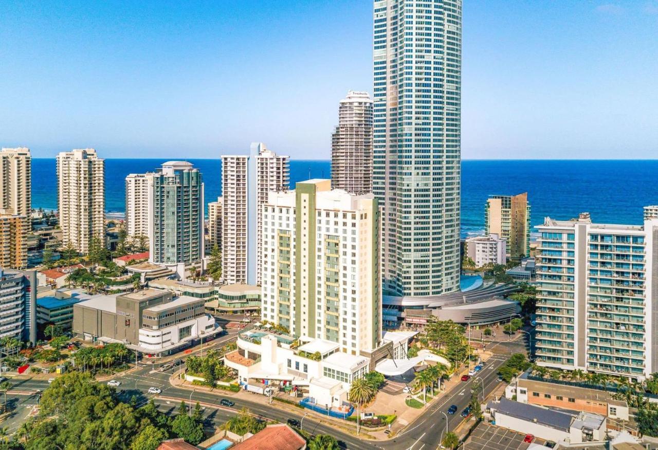 Voco Gold Coast By Ihg Hotel Exterior photo