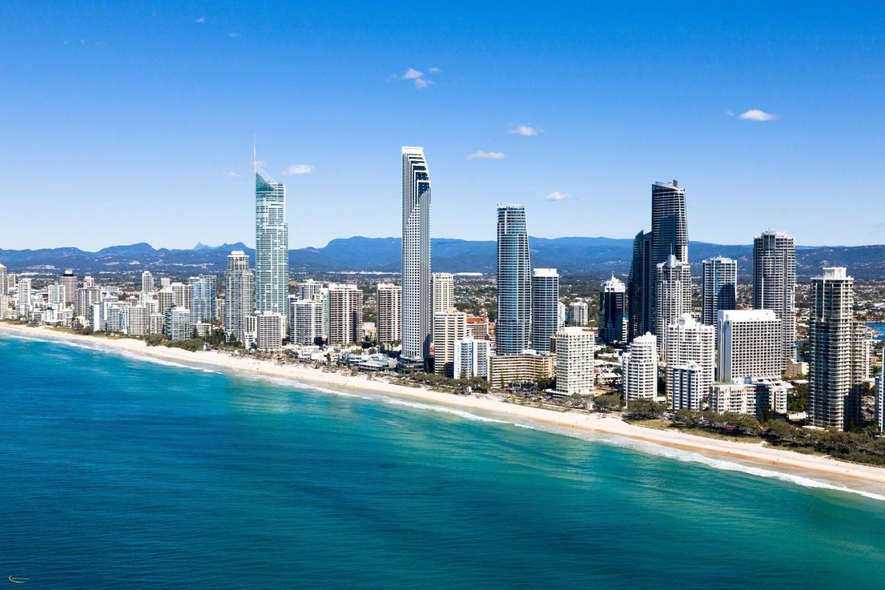 Voco Gold Coast By Ihg Hotel Exterior photo