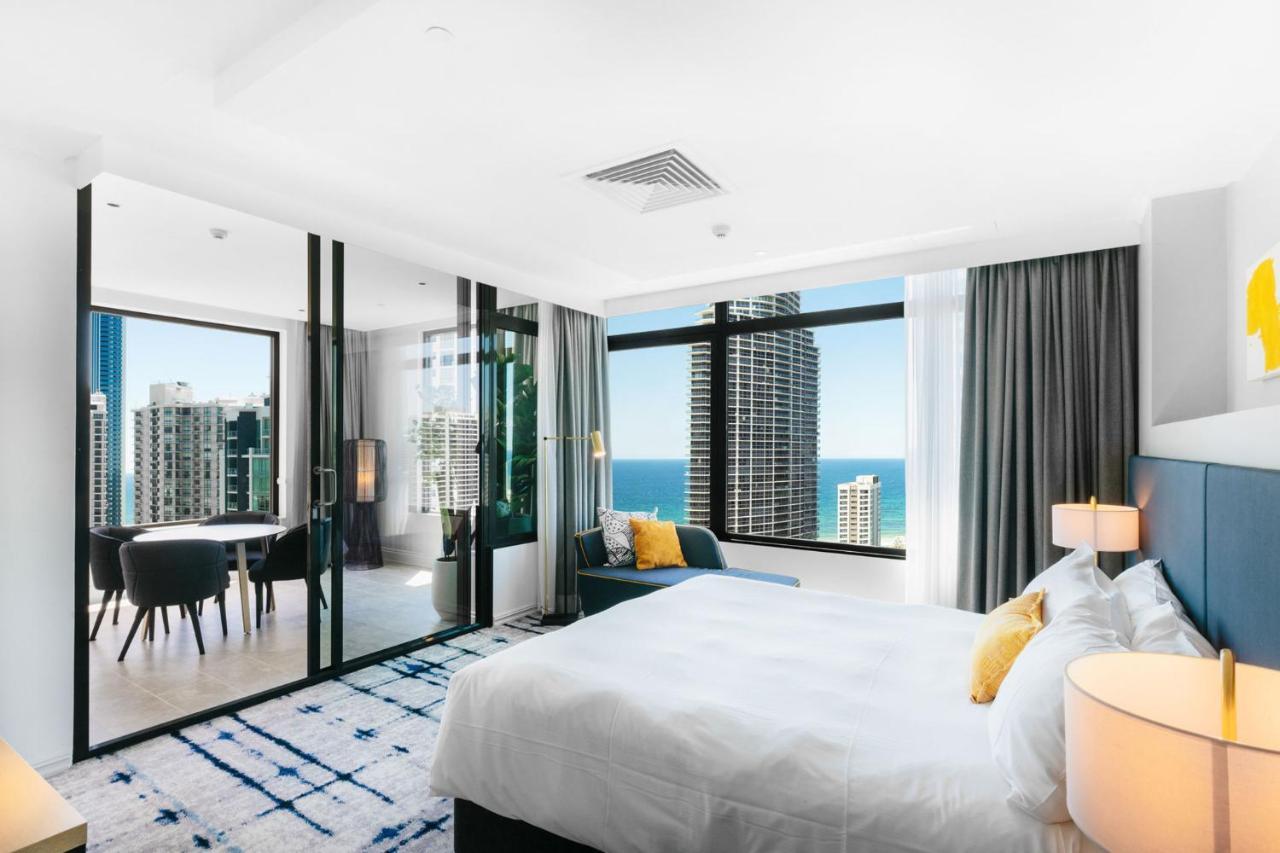 Voco Gold Coast By Ihg Hotel Exterior photo